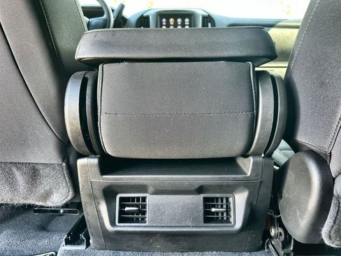 Certified 2024 Chevrolet Silverado 2500 Custom image 21