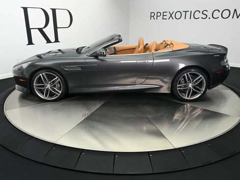 Used 2014 Aston Martin DB9 Volante RWD image 12