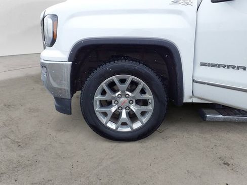 Used 2018 GMC Sierra 1500 SLT w/ SLT Premium Package AWD/4WD image 14