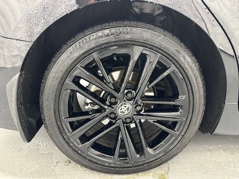 Used 2025 Toyota Camry SE image 65