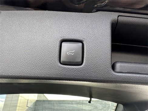 Certified 2022 Ford Escape SE w/ Convenience Package image 44