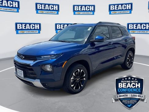 Used 2023 Chevrolet TrailBlazer LT w/ Convenience Package AWD/4WD image 1