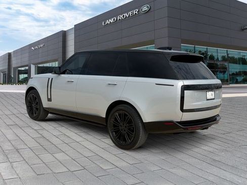 Used 2026 Land Rover Range Rover Long Wheelbase SE AWD/4WD image 3