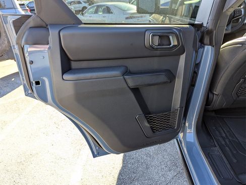 New 2025 Ford Bronco Badlands image 27