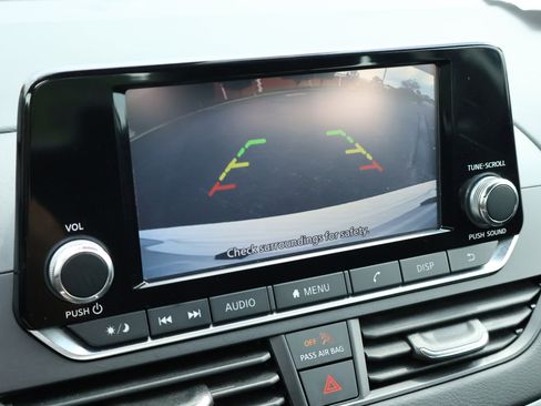 Used 2023 Nissan Altima 2.5 S FWD image 5