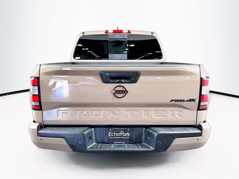 Used 2024 Nissan Frontier PRO-4X w/ Technology Package image 7