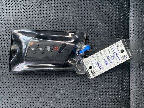 Used 2025 Lexus RX 350 Premium w/ Accessory Package (Z1) FWD image 37