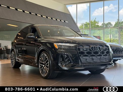 New 2026 Audi SQ7 Prestige AWD/4WD image 1