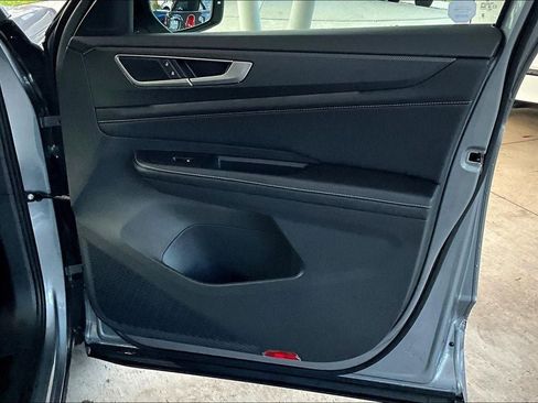 New 2026 Volkswagen Atlas Cross Sport SEL R-Line image 28