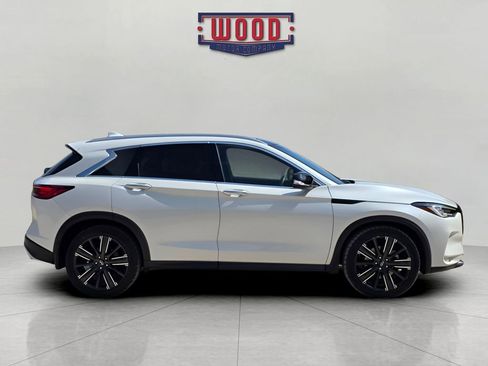 Used 2022 INFINITI QX50 Luxe w/ Appearance Package image 2