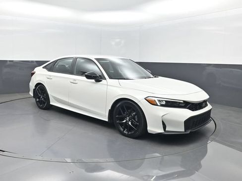 Used 2025 Honda Civic Sport image 31