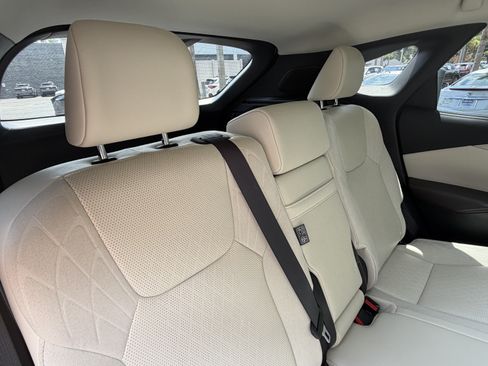 Used 2024 Lexus RX 350 w/ Convenience Package AWD/4WD image 41