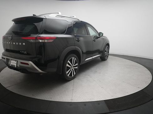 Used 2025 Nissan Pathfinder Platinum AWD/4WD image 36
