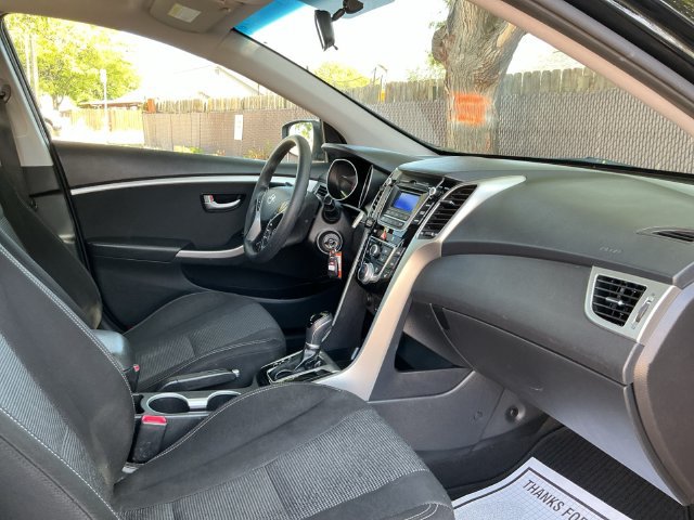 Used 2016 Hyundai Elantra GT FWD image 20