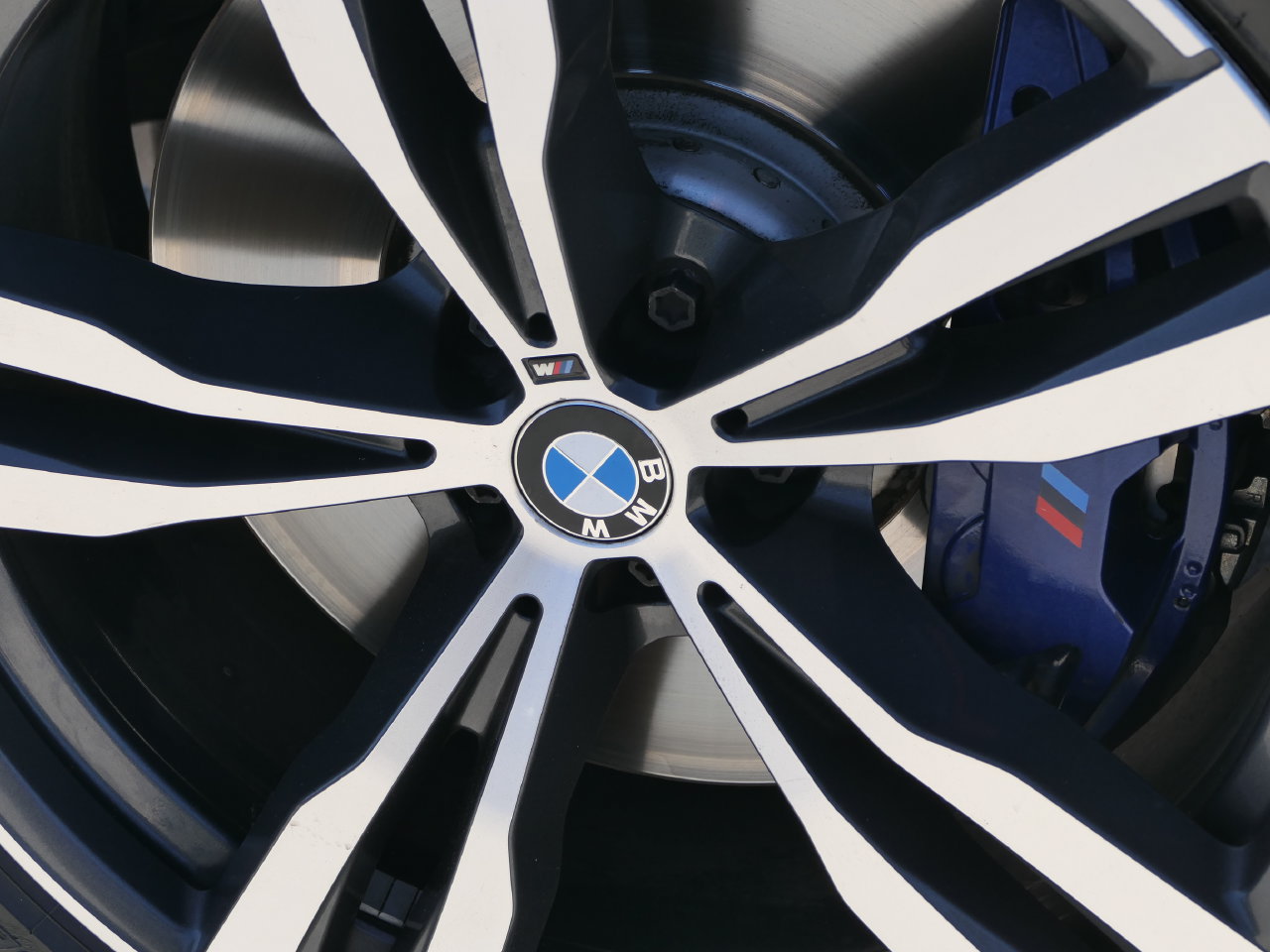 Used 2019 BMW X7 xDrive40i w/ Premium Package AWD/4WD image 11