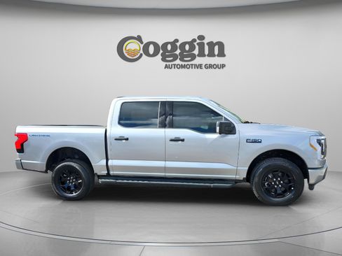 New 2025 Ford F150 Lightning XLT image 6