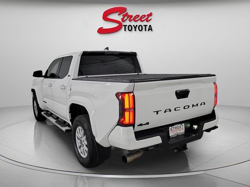 Certified 2024 Toyota Tacoma SR5 AWD/4WD image 2