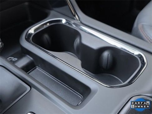 Used 2023 GMC Sierra 1500 AT4 image 34