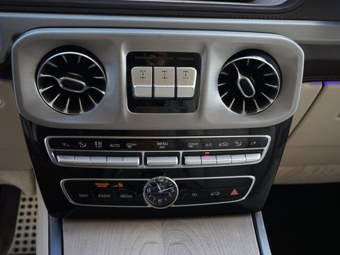 Used 2019 Mercedes-Benz G 550 image 11