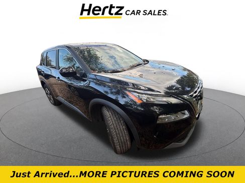 Used 2023 Nissan Rogue SV image 1