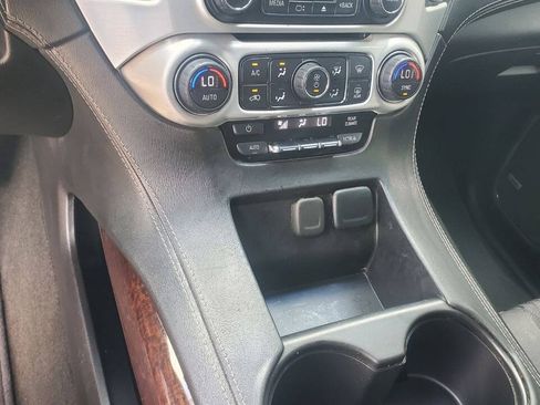Used 2017 GMC Yukon SLE w/ Convenience Package RWD image 16