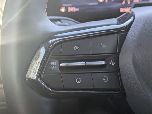 Used 2025 Chevrolet Traverse RS w/ LPO, Floor Liner Package image 29