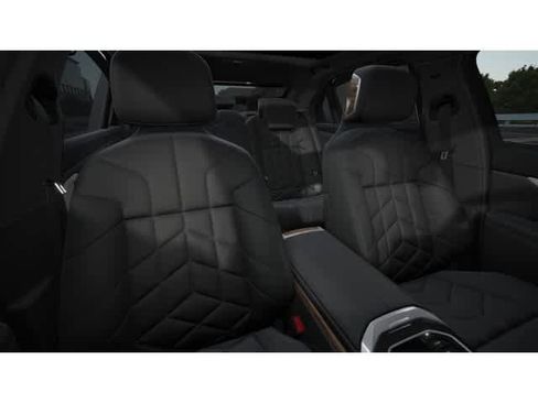 New 2026 BMW i7 eDrive50 w/ Executive Package image 11