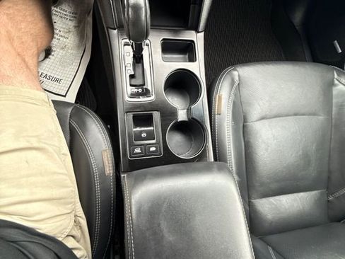 Used 2019 Subaru Outback 2.5i Limited AWD/4WD image 38