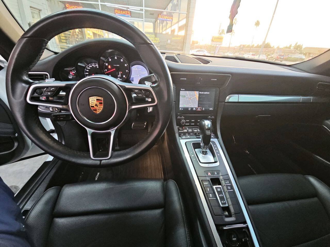 Used 2017 Porsche 911 Carrera image 11