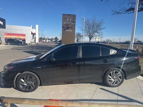 Used 2024 Subaru Legacy Sport image 2