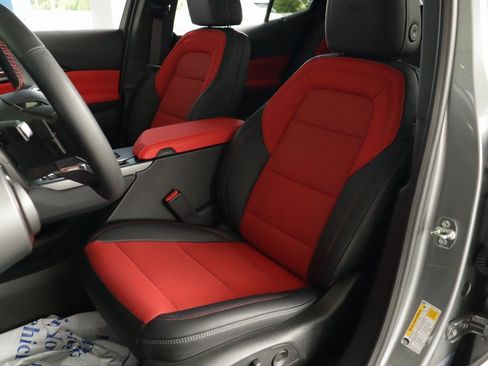 Used 2025 Chevrolet Equinox EV RS image 26