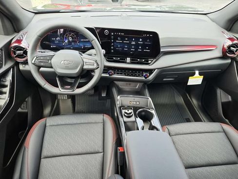 New 2027 Chevrolet Equinox RS w/ Convenience Package III FWD image 10