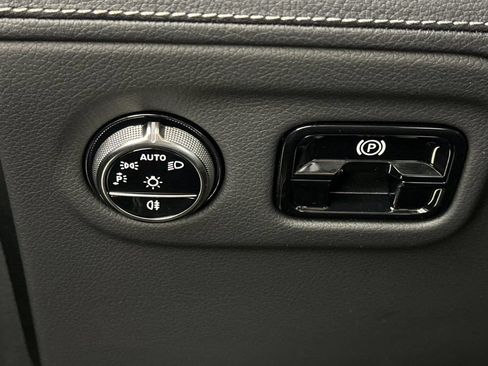Certified 2026 Mercedes-Benz EQE 320+ SUV image 35