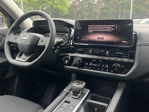 New 2026 Nissan Pathfinder SV AWD/4WD image 3