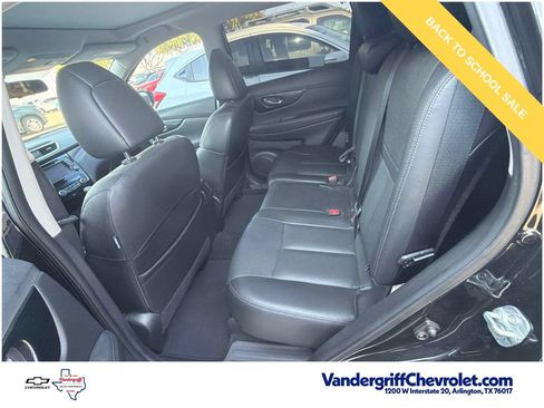 Used 2016 Nissan Rogue SL w/ SL Premium Package FWD image 14