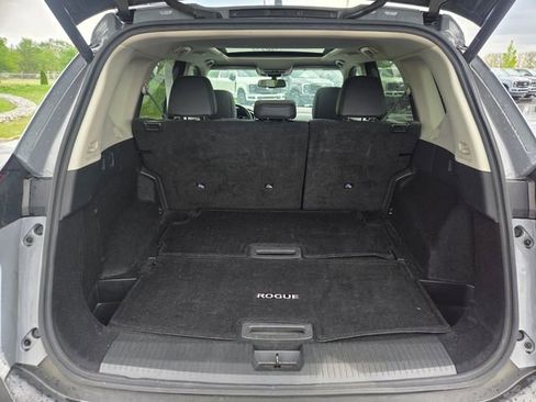 Used 2021 Nissan Rogue SL w/ Premium Package FWD image 12