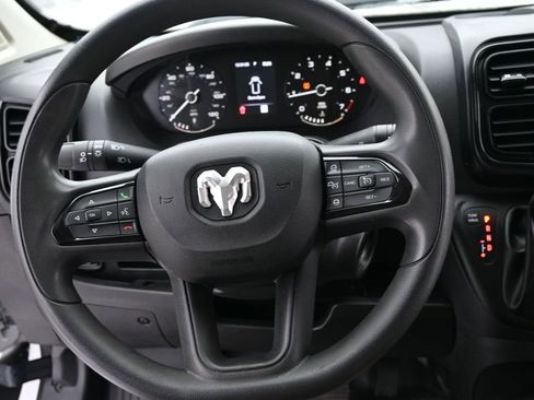 Used 2024 RAM ProMaster 2500 w/ Convenience Group image 30