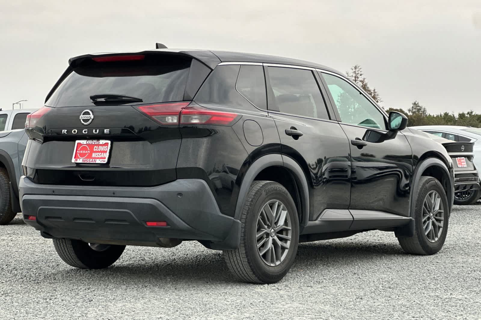 Certified 2021 Nissan Rogue S FWD image 3