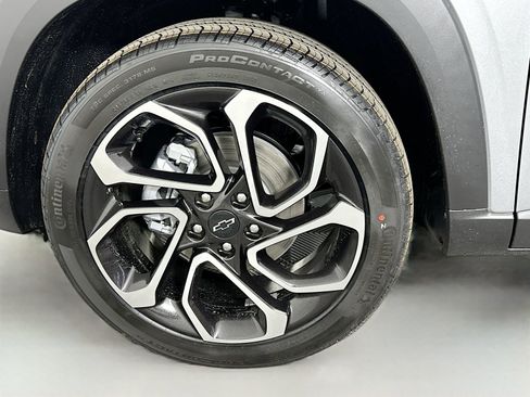 New 2026 Chevrolet Trax RS FWD image 30