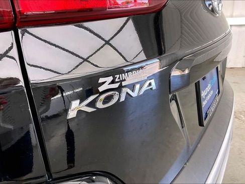 Certified 2023 Hyundai Kona SEL w/ Cargo Package FWD image 9