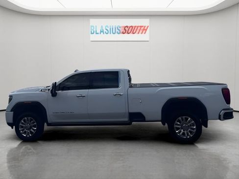 Used 2023 GMC Sierra 3500 Denali w/ Denali Ultimate Package AWD/4WD image 6