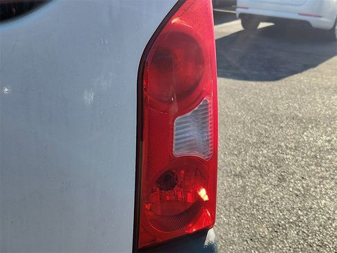 Used 2011 Nissan Xterra S w/ 4X4 Value Package image 10