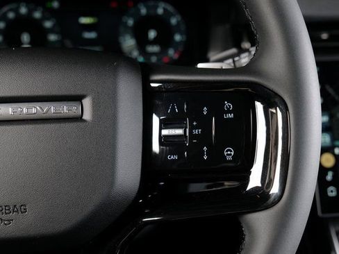 New 2026 Land Rover Range Rover Evoque Dynamic SE image 18