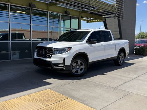 Used 2024 Honda Ridgeline TrailSport image 1