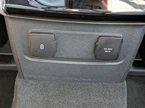 Used 2025 Lincoln Aviator 2WD image 15