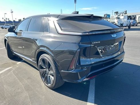 Certified 2024 Cadillac Lyriq Sport image 3