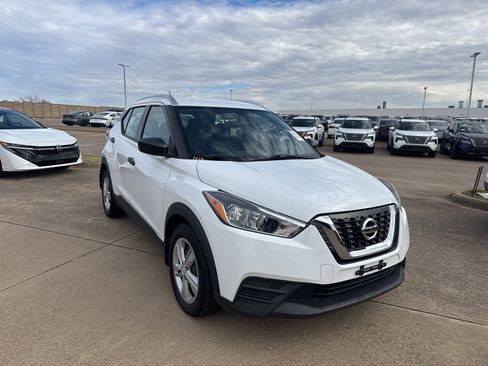Certified 2019 Nissan Kicks S w/ Exterior Electronics Package image 1