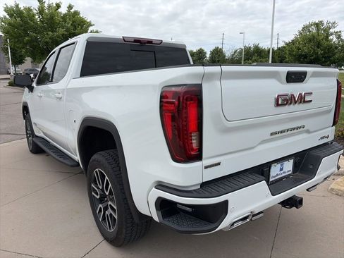 Used 2025 GMC Sierra 1500 AT4 w/ AT4 Premium Package AWD/4WD image 5