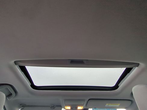 Used 2018 Honda CR-V EX image 28