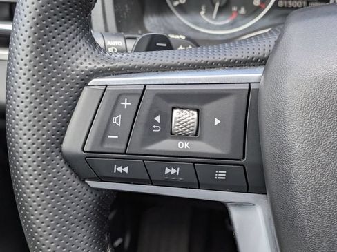 Used 2026 Mitsubishi Outlander AWD image 25